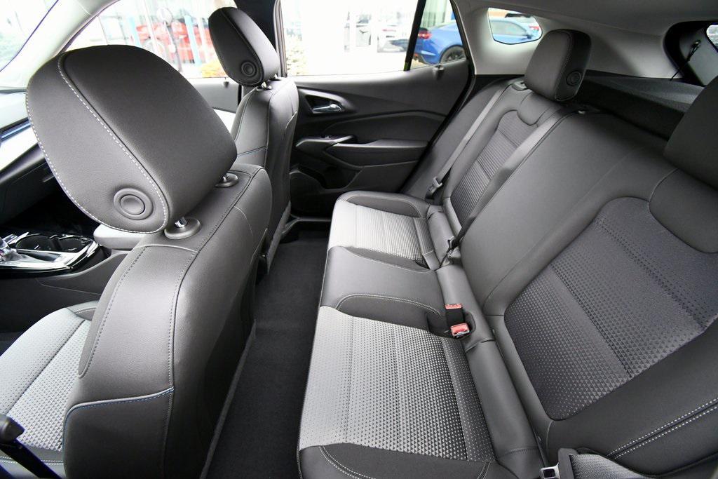 new 2025 Chevrolet Trax car, priced at $23,885