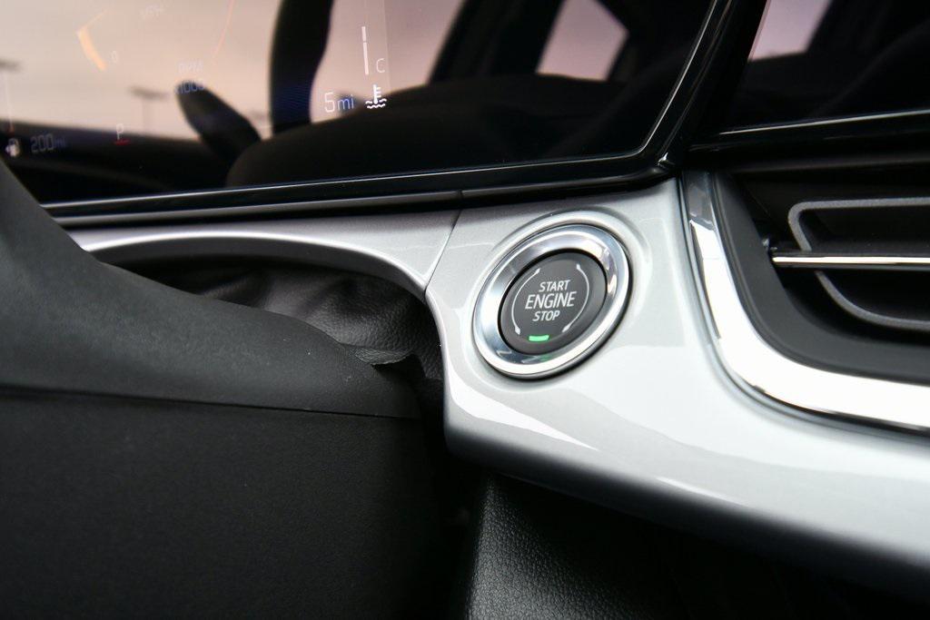 new 2025 Chevrolet Trax car, priced at $23,885