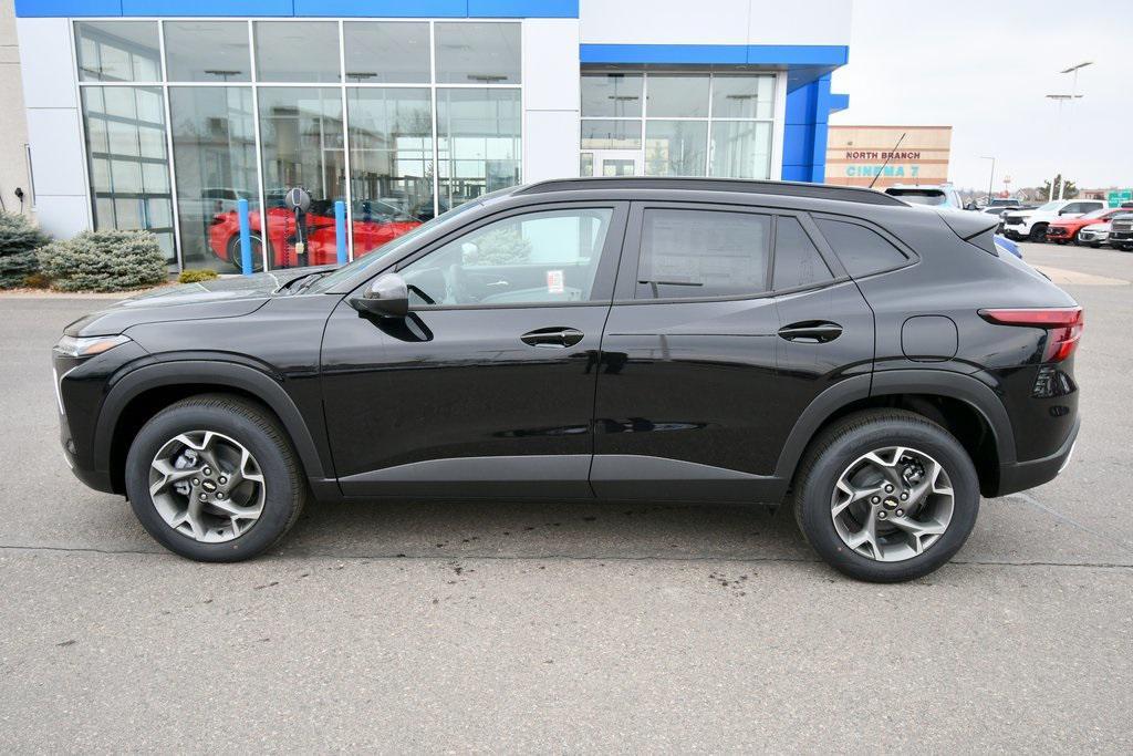 new 2025 Chevrolet Trax car, priced at $23,885