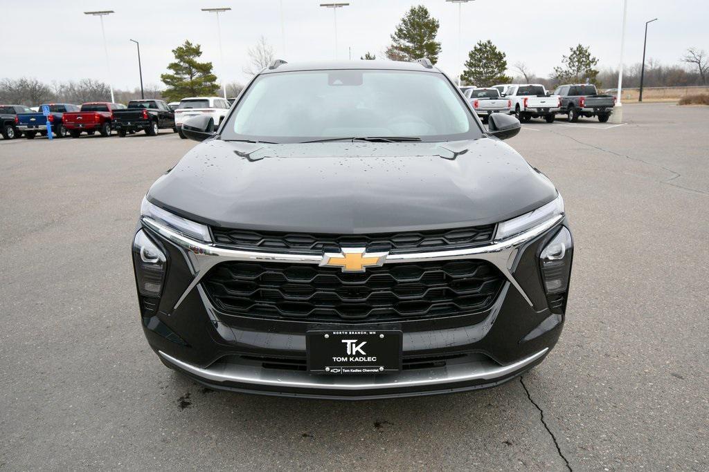 new 2025 Chevrolet Trax car, priced at $23,885