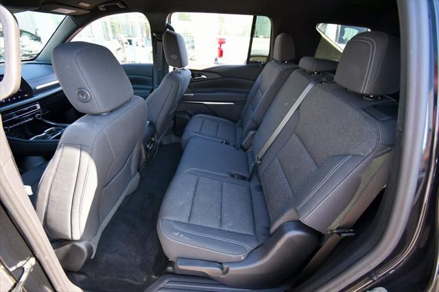 used 2024 Chevrolet Traverse car, priced at $38,000