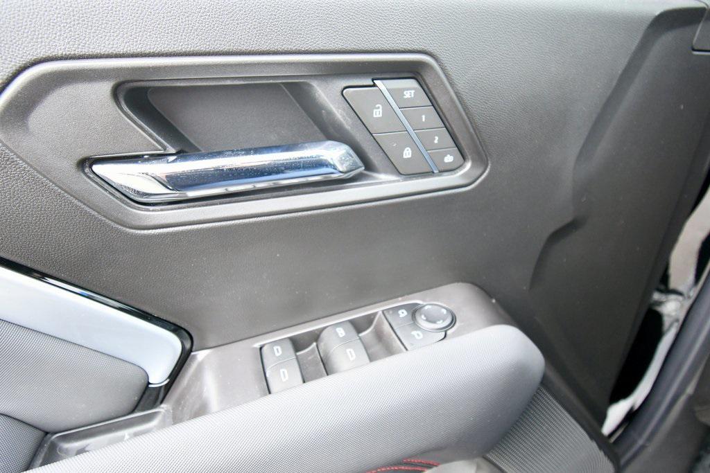 new 2025 Chevrolet Colorado car, priced at $49,090