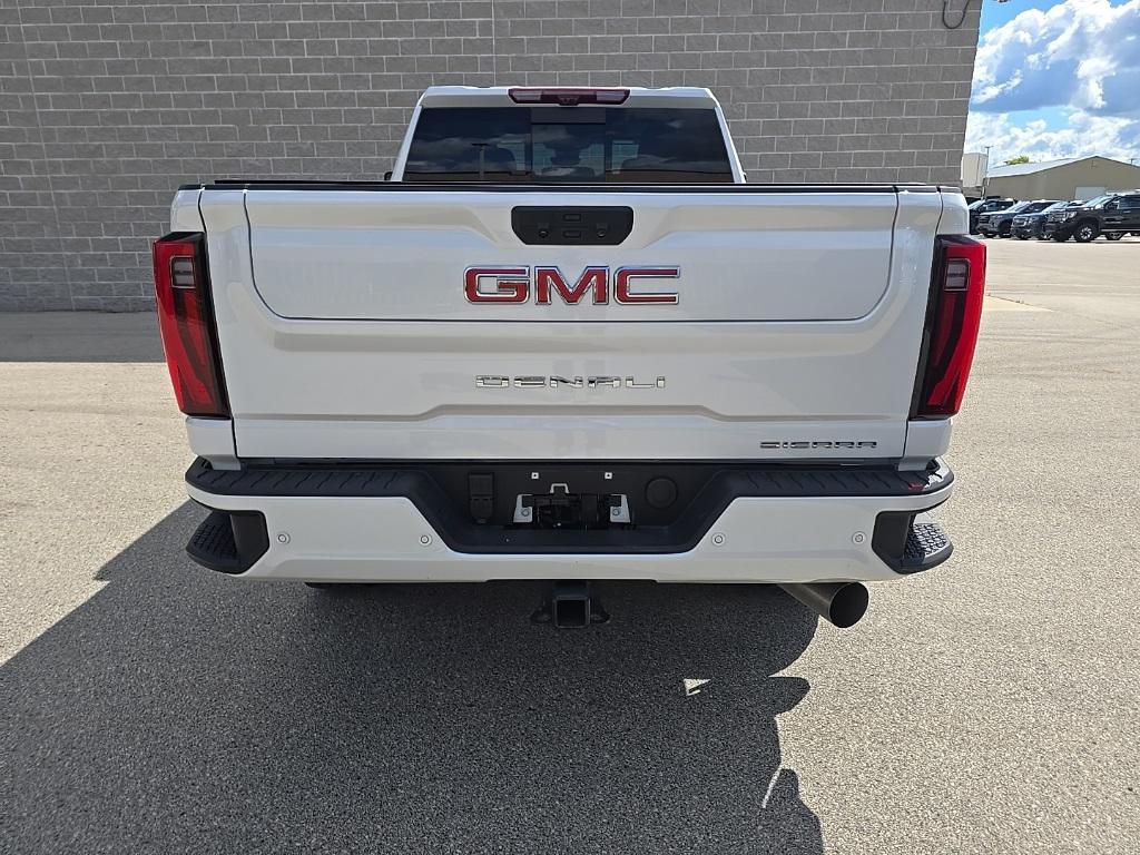 used 2025 GMC Sierra 2500 car, priced at $76,997