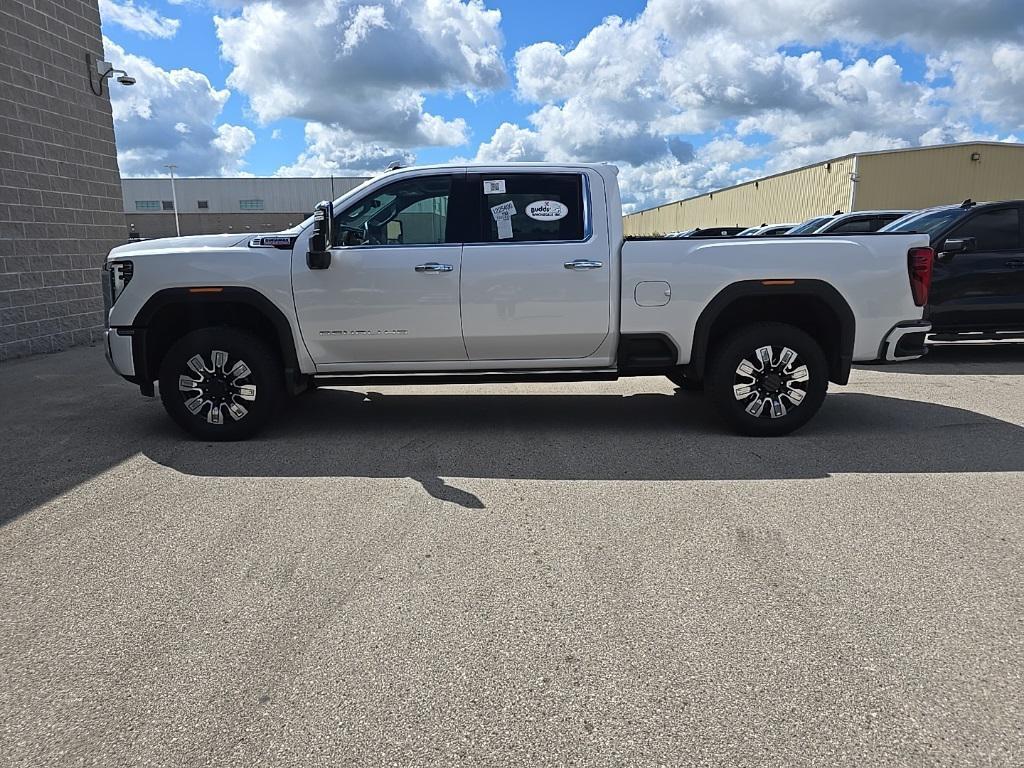 used 2025 GMC Sierra 2500 car, priced at $76,997