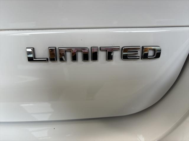 used 2023 Jeep Grand Cherokee L car, priced at $40,998