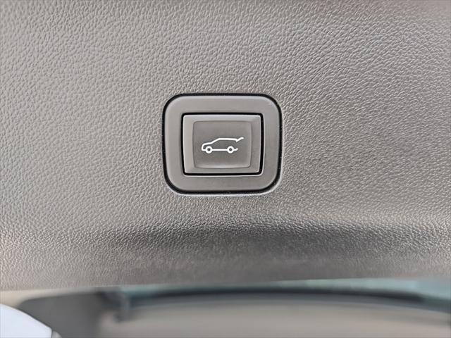 used 2024 GMC Yukon XL car, priced at $79,998