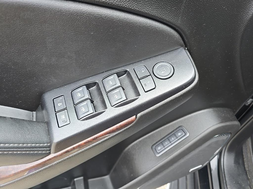 used 2020 GMC Yukon XL car, priced at $38,997