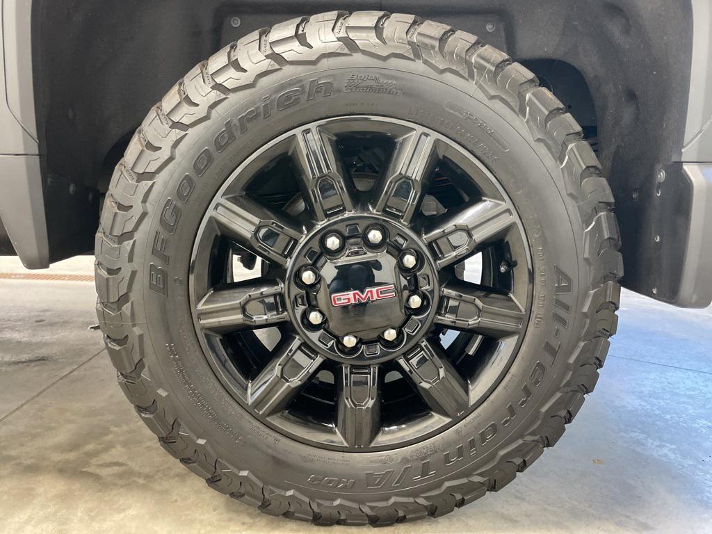 used 2024 GMC Sierra 2500 car, priced at $71,497