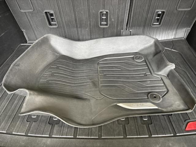 used 2022 GMC Yukon XL car, priced at $61,591