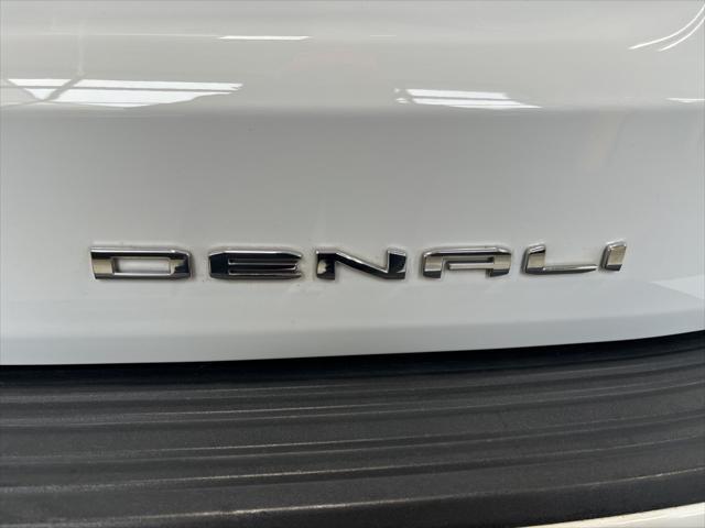 used 2022 GMC Yukon XL car, priced at $61,591