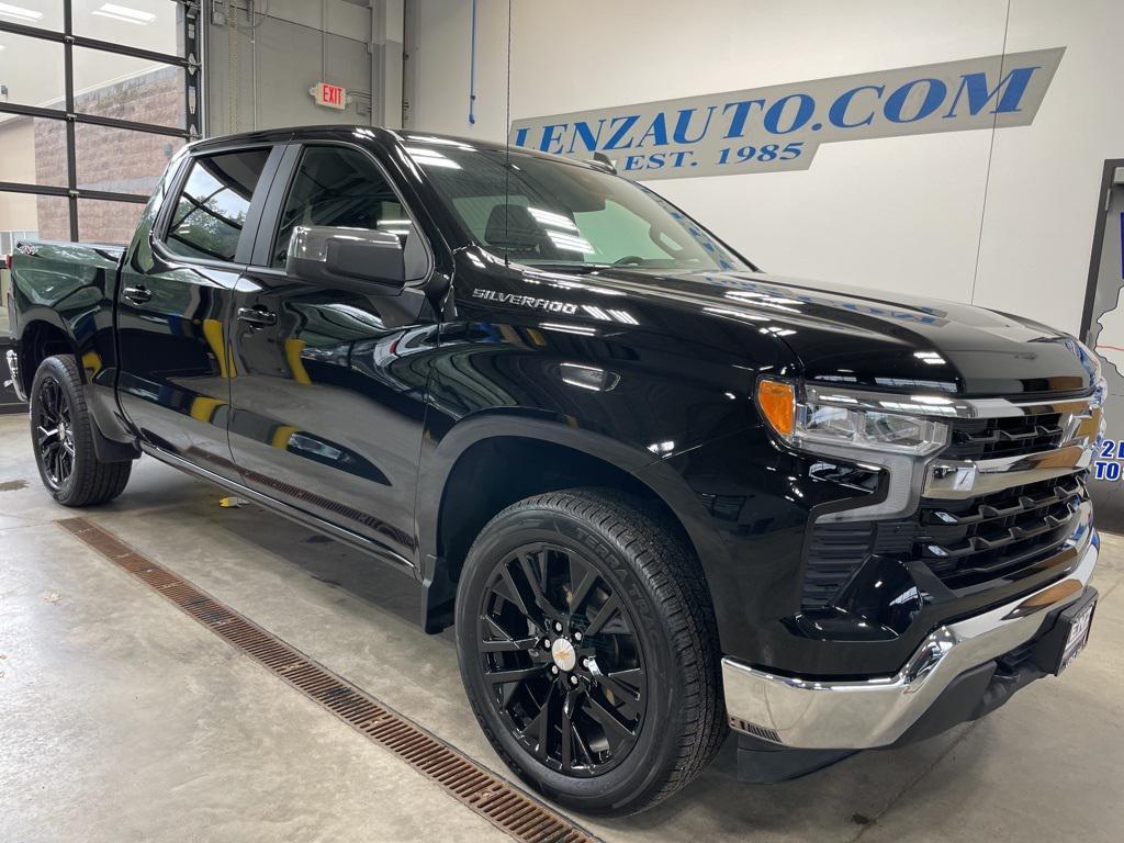 used 2025 Chevrolet Silverado 1500 car, priced at $45,997