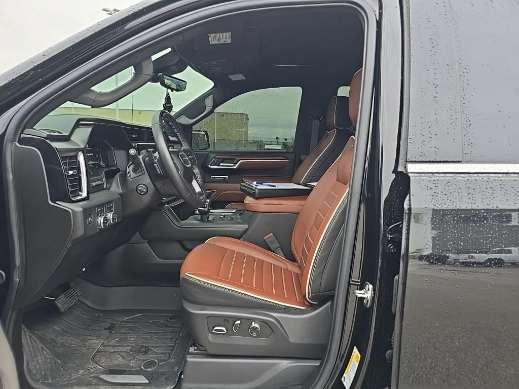 used 2025 GMC Sierra 1500 car, priced at $70,998