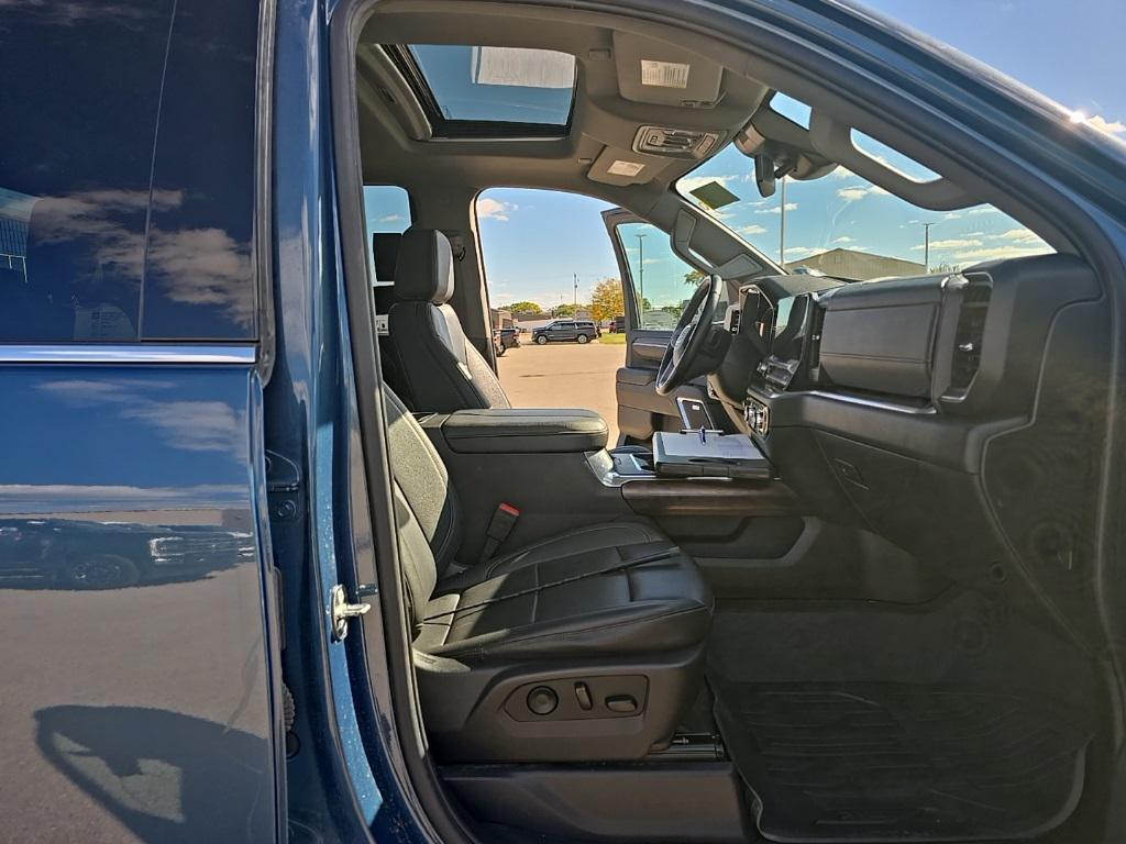 used 2024 GMC Sierra 2500 car, priced at $68,497