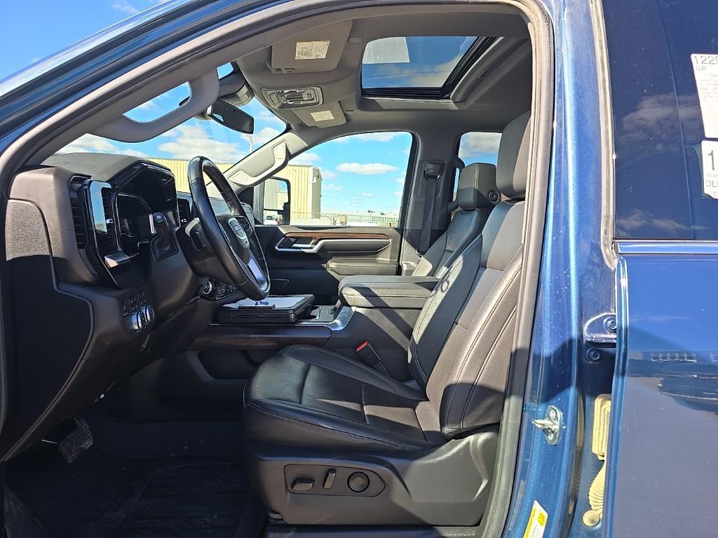 used 2024 GMC Sierra 2500 car, priced at $68,497