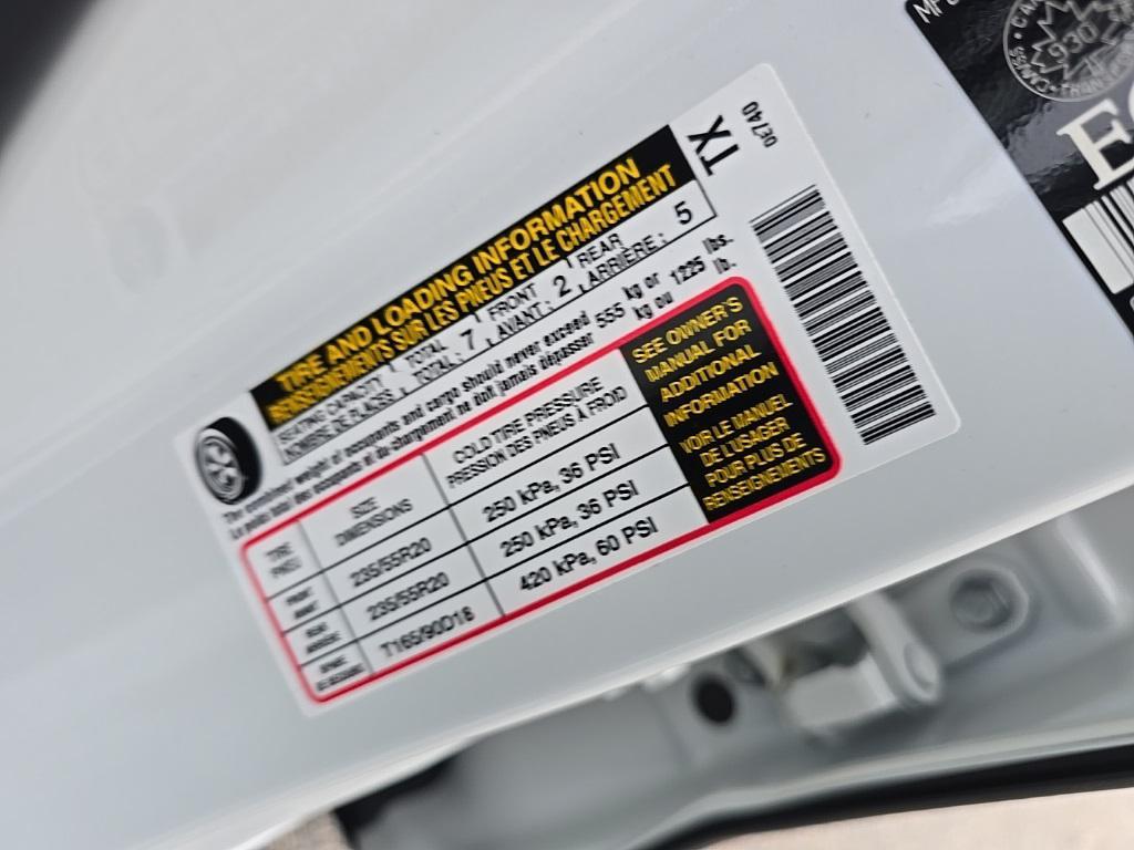 used 2024 Toyota Highlander Hybrid car, priced at $54,497