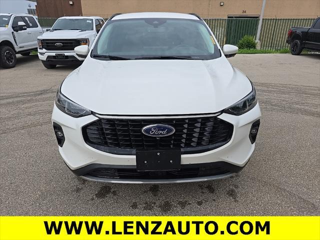 used 2024 Ford Escape car, priced at $28,997