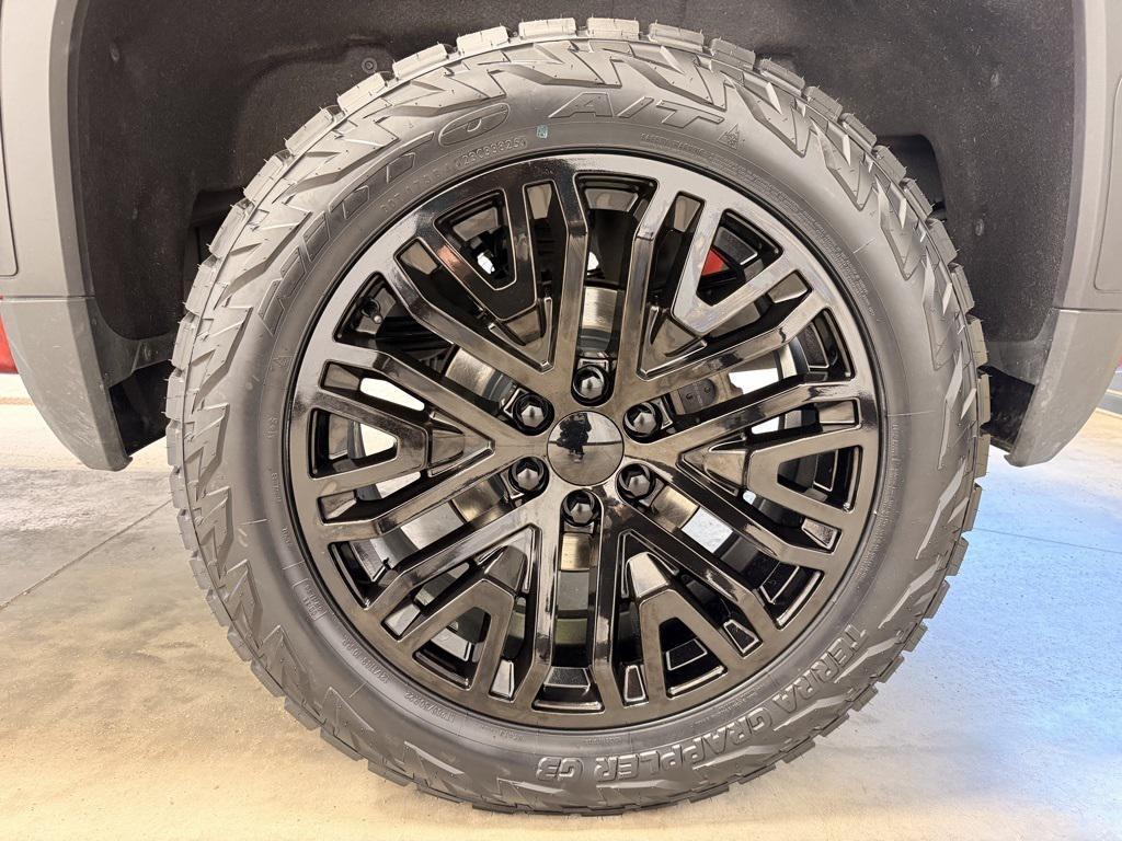 used 2022 GMC Sierra 1500 car, priced at $52,497