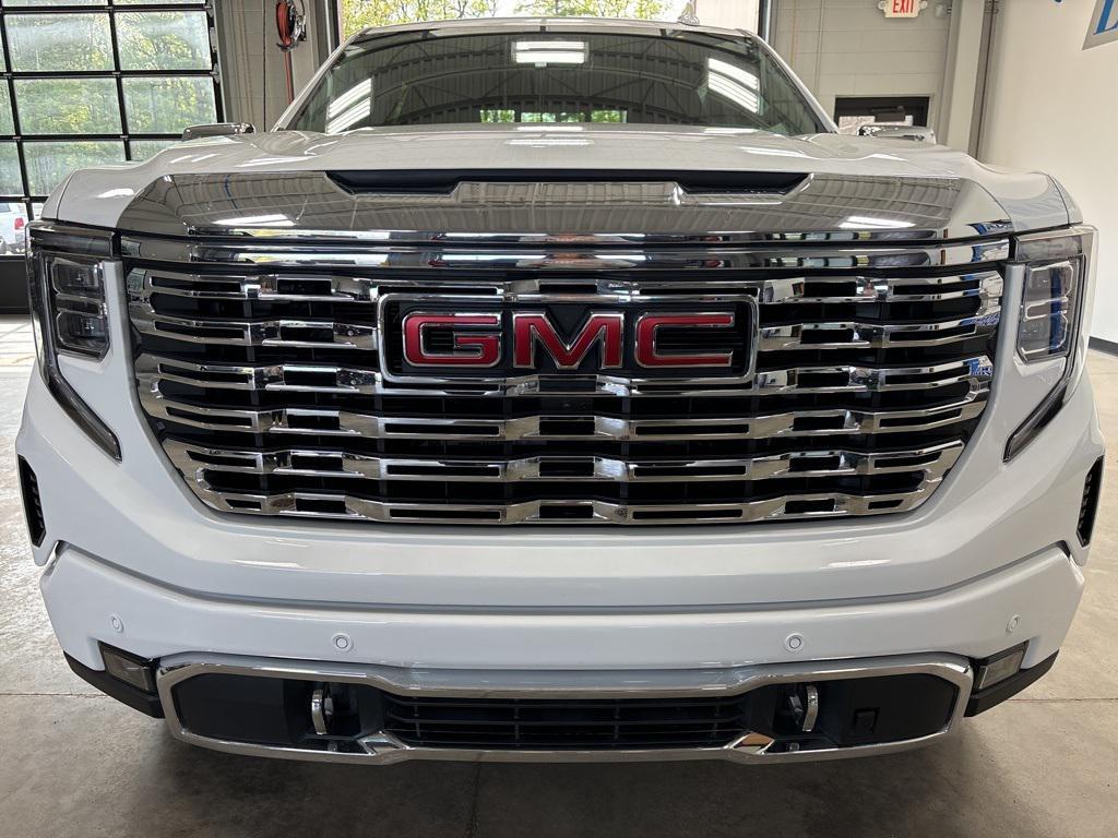 used 2024 GMC Sierra 1500 car, priced at $61,997