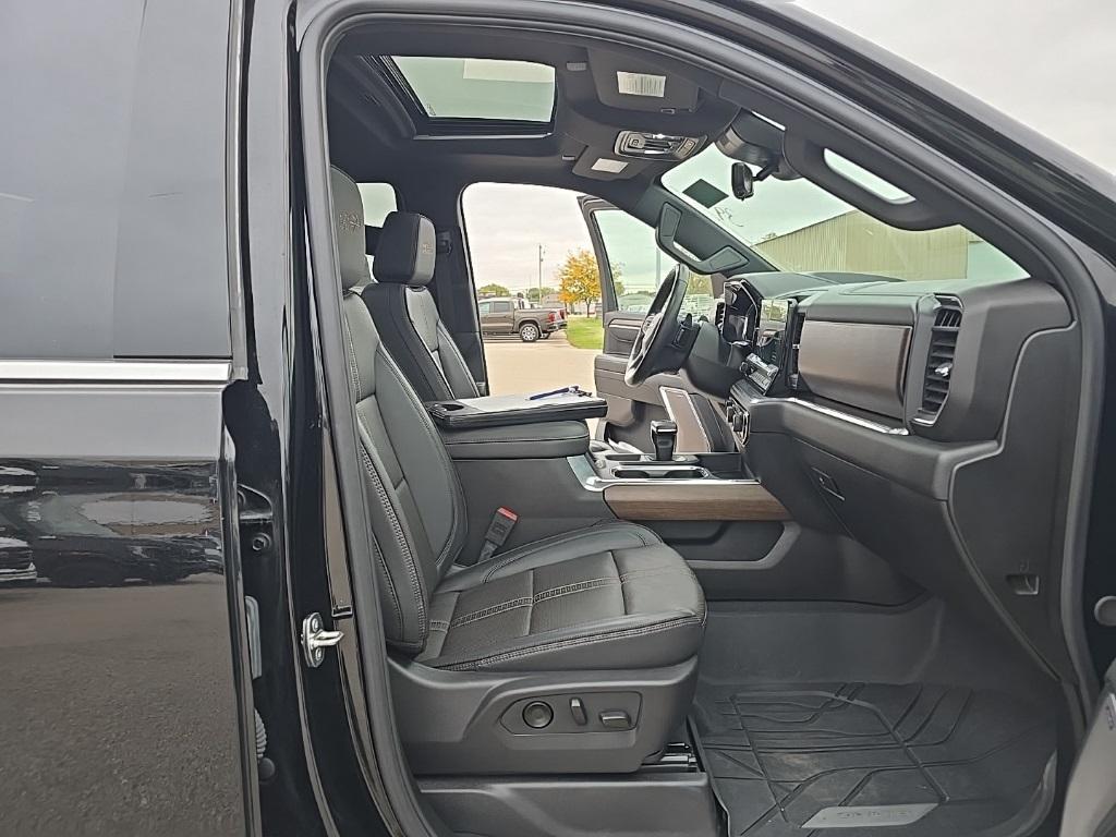 used 2024 Chevrolet Silverado 1500 car, priced at $60,998