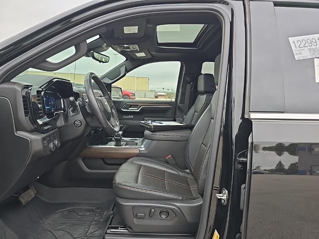 used 2024 Chevrolet Silverado 1500 car, priced at $60,998