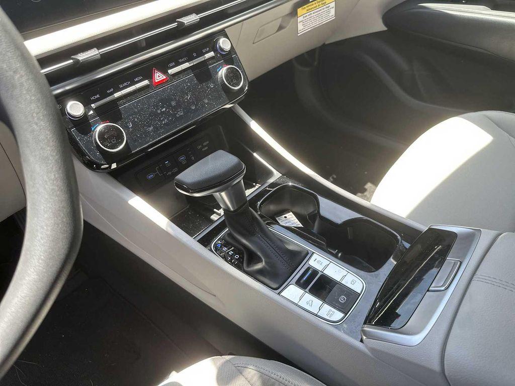 new 2025 Hyundai Tucson car, priced at $28,798
