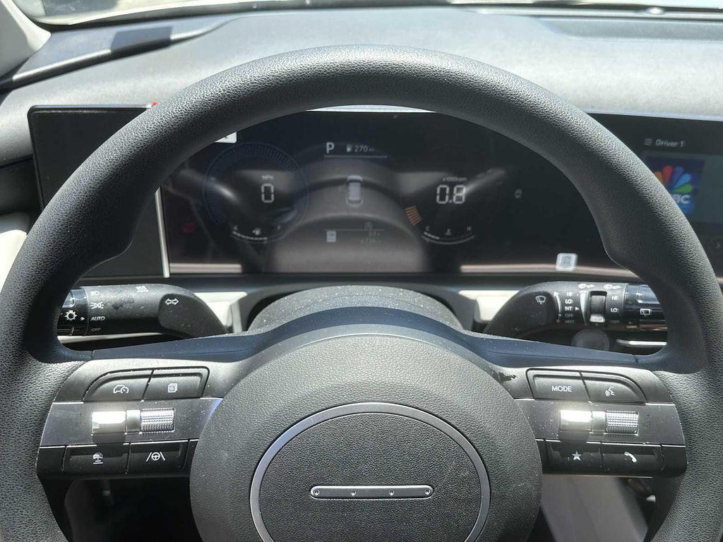 new 2025 Hyundai Tucson car, priced at $28,798