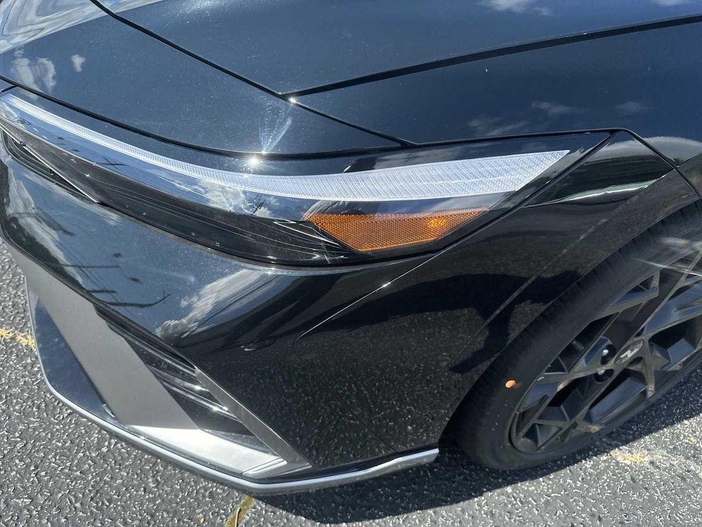 new 2025 Hyundai Elantra car, priced at $29,370
