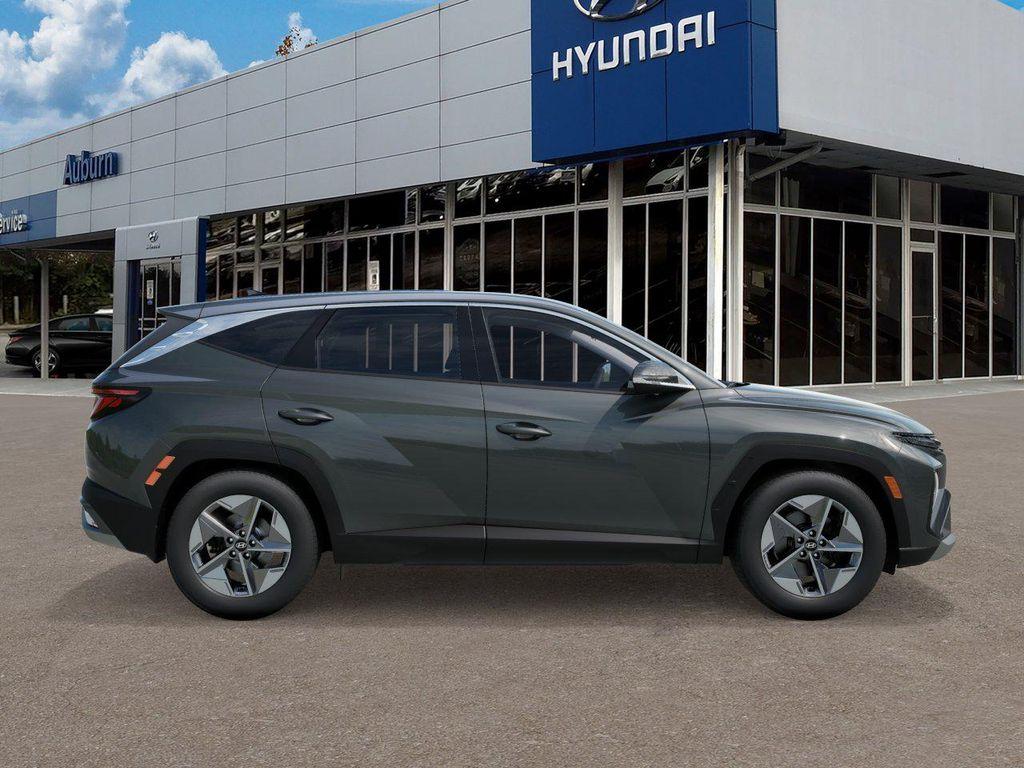 new 2026 Hyundai TUCSON Hybrid car, priced at $33,146