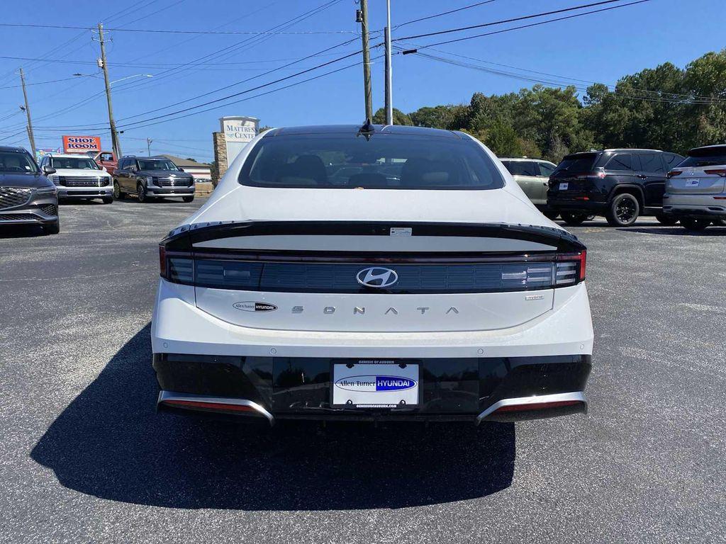 new 2025 Hyundai Sonata Hybrid car, priced at $37,096