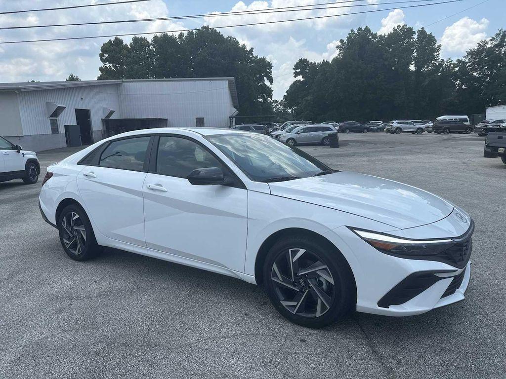 new 2025 Hyundai ELANTRA HEV car, priced at $25,928