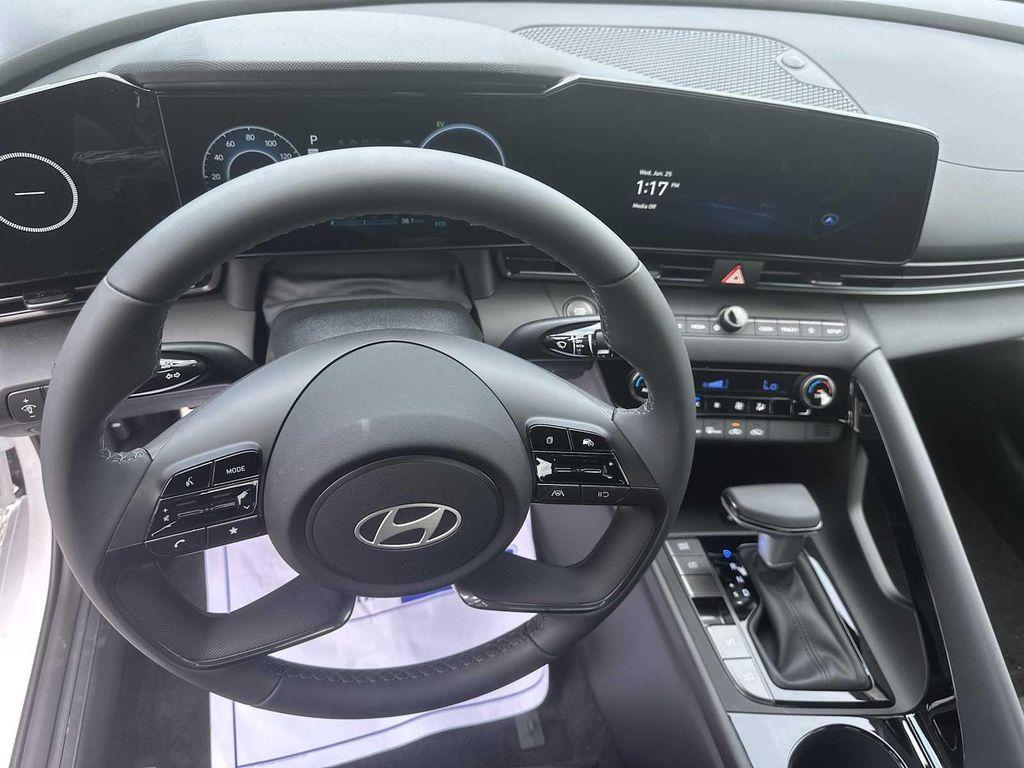 new 2025 Hyundai ELANTRA HEV car, priced at $25,928