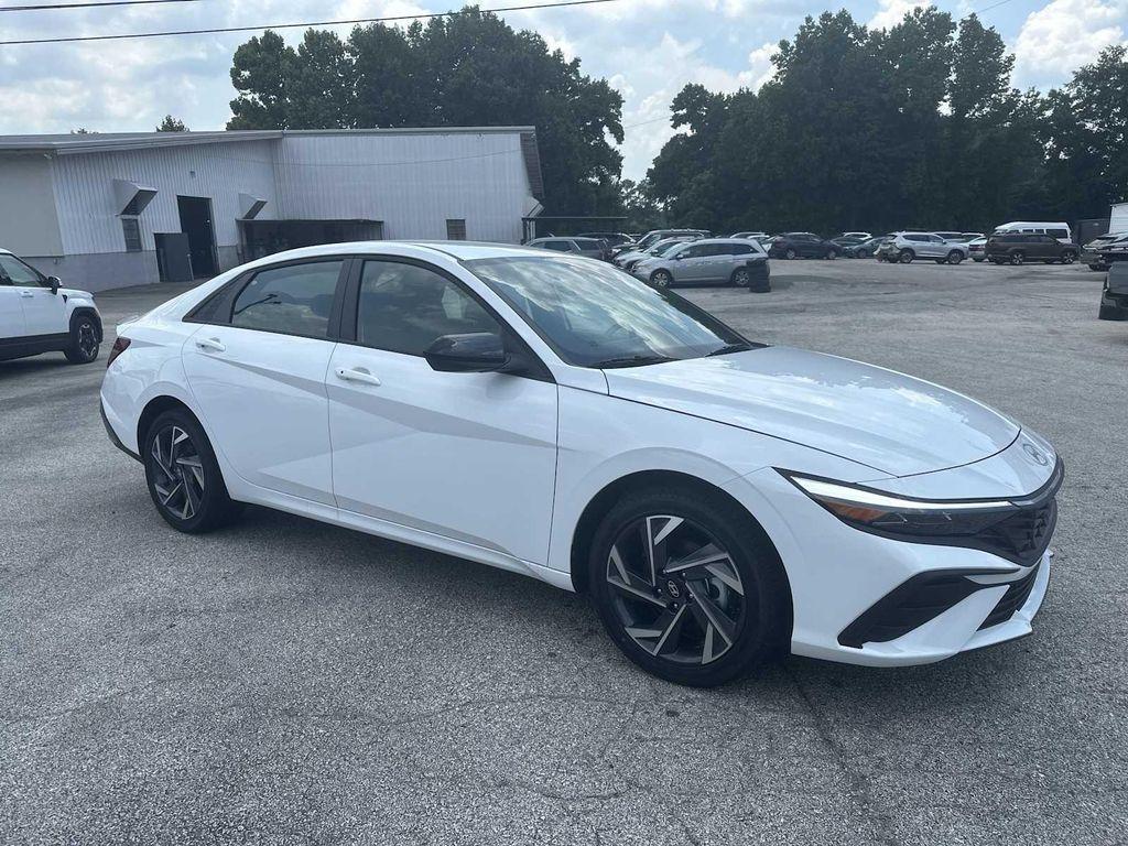 new 2025 Hyundai ELANTRA HEV car, priced at $25,928