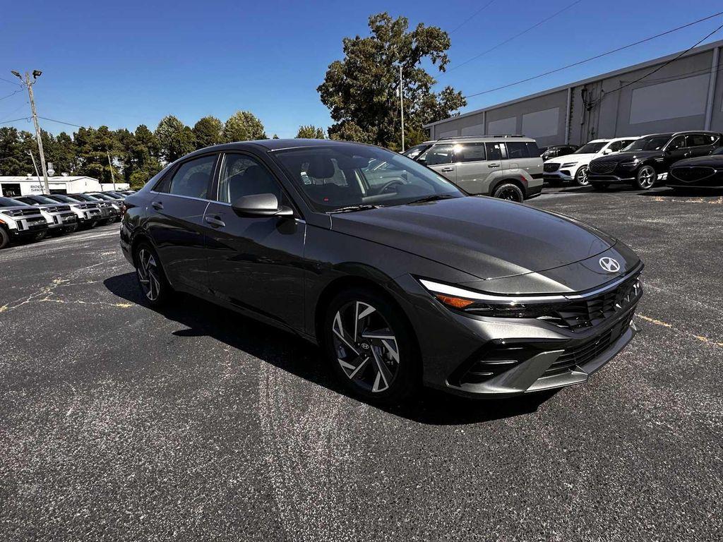 new 2025 Hyundai Elantra car, priced at $26,382