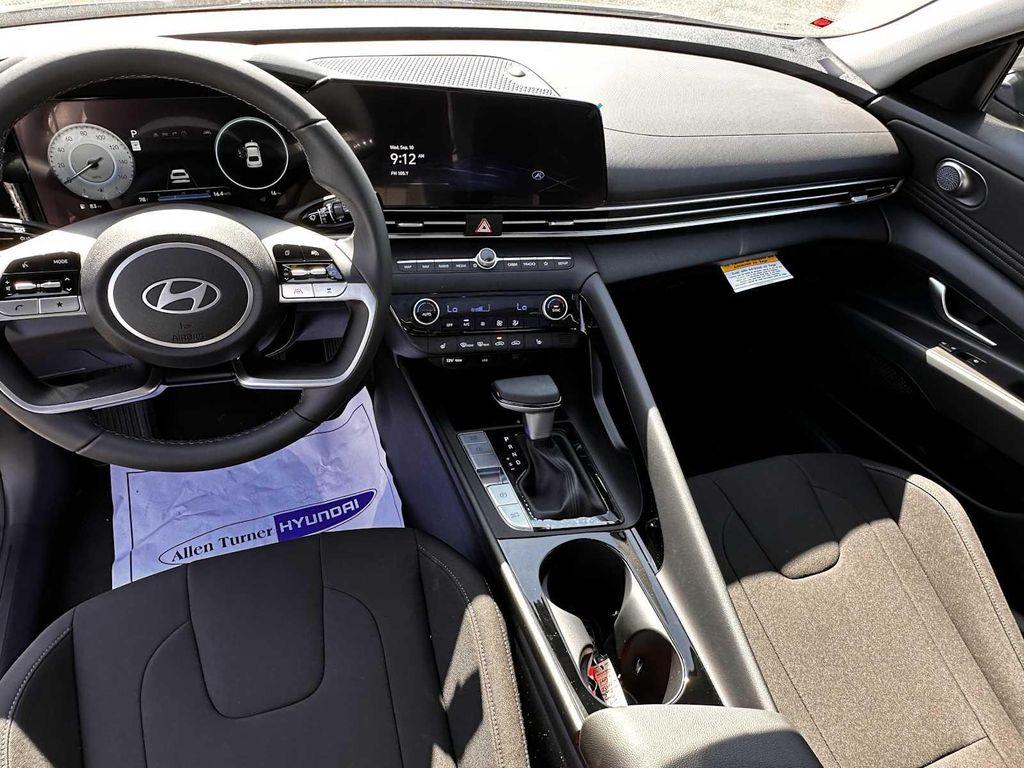 new 2025 Hyundai Elantra car, priced at $26,382