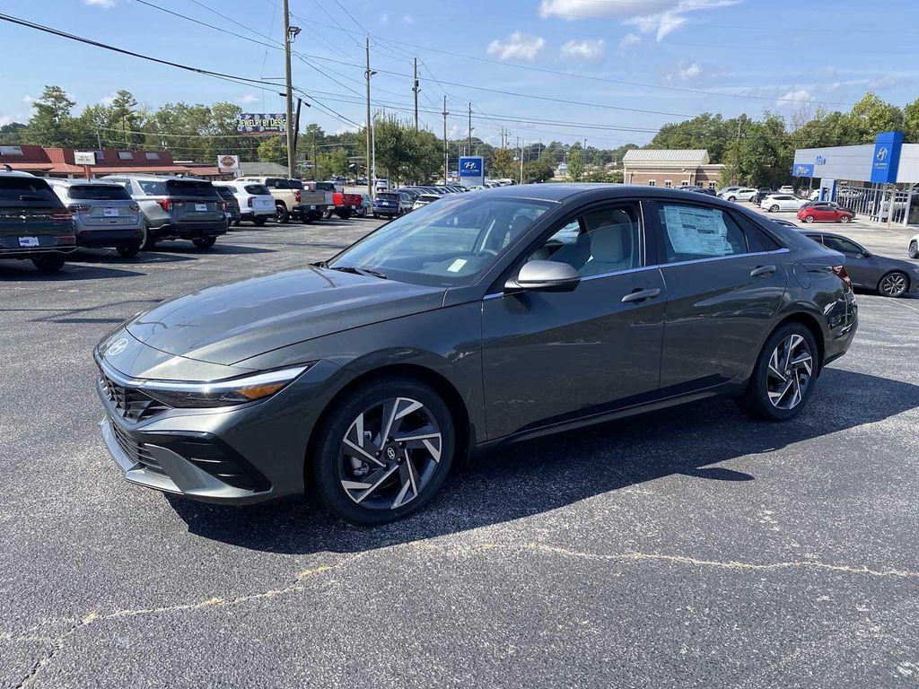 new 2025 Hyundai ELANTRA HEV car, priced at $27,573