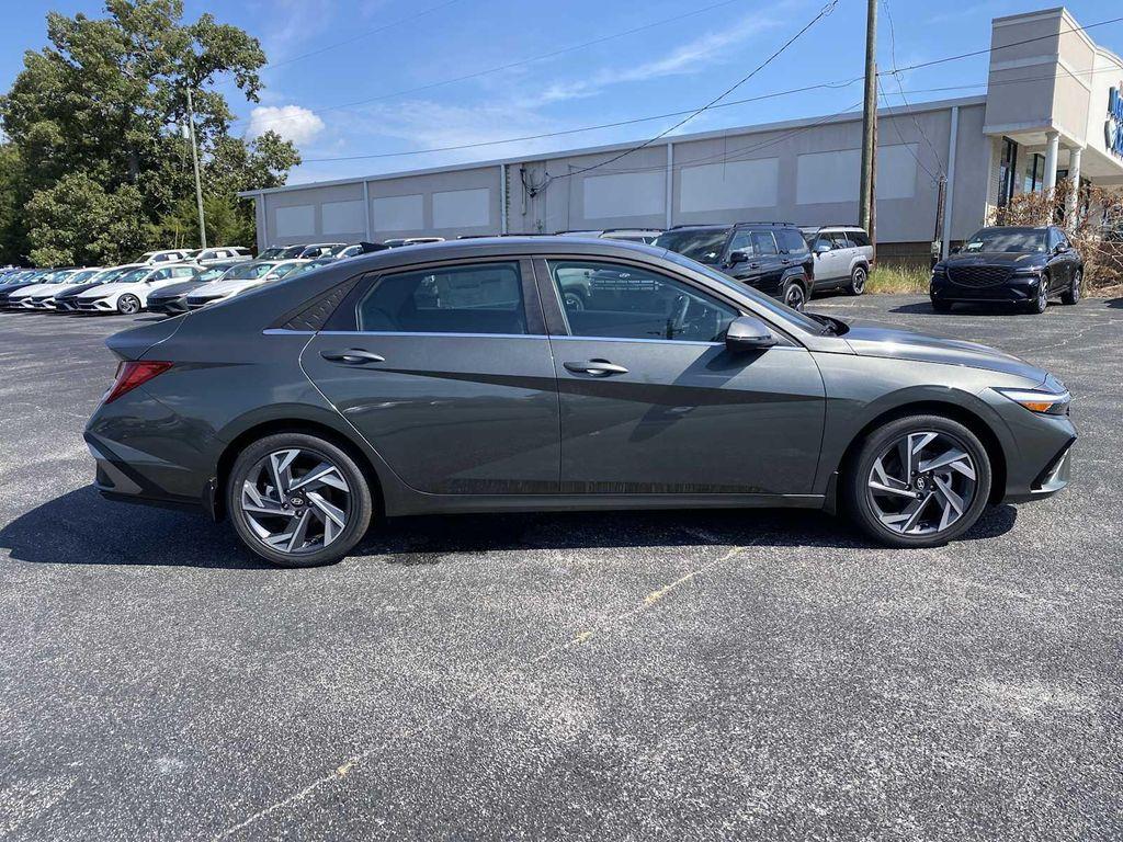 new 2025 Hyundai ELANTRA HEV car, priced at $27,573