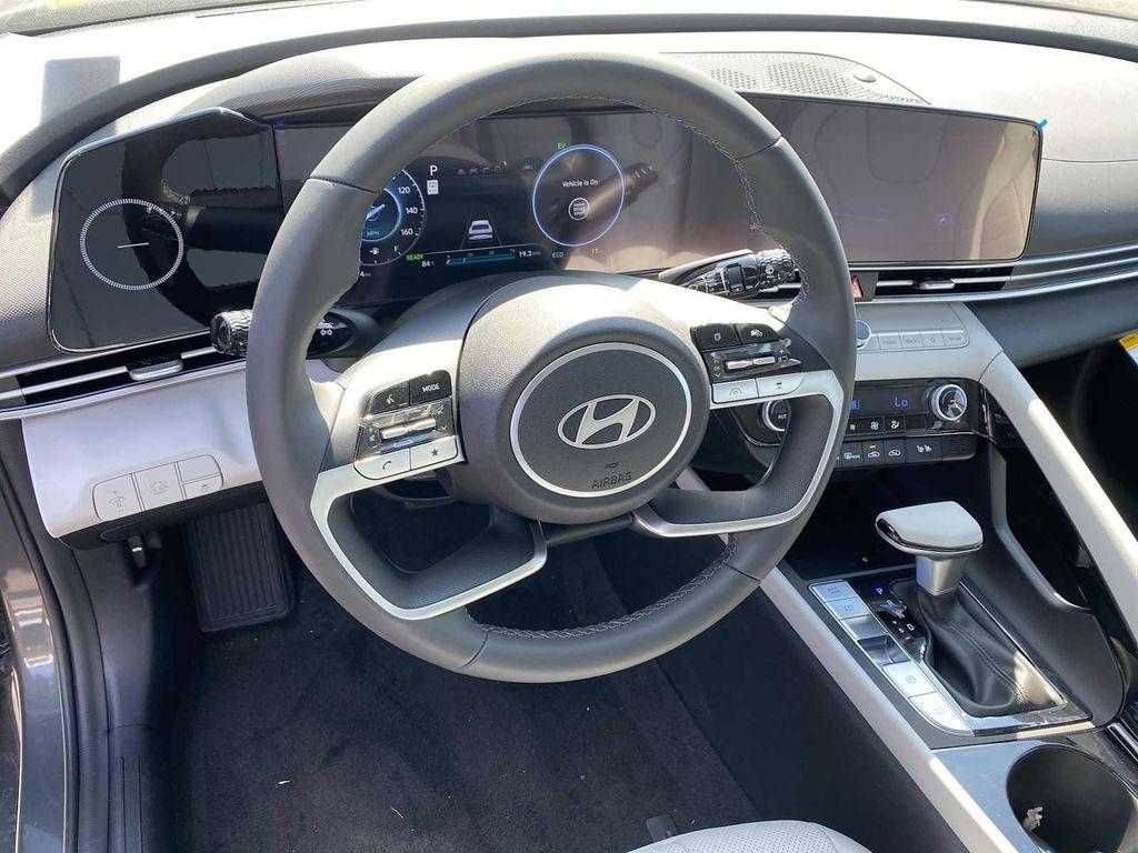 new 2025 Hyundai ELANTRA HEV car, priced at $27,573