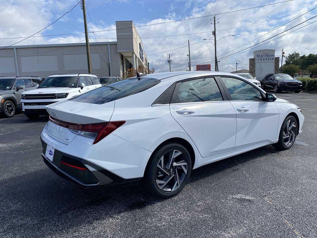new 2025 Hyundai ELANTRA HEV car, priced at $28,008