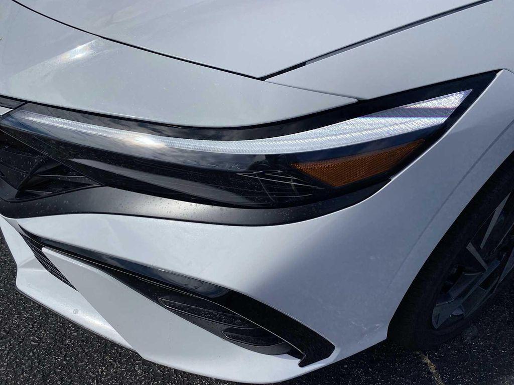 new 2025 Hyundai ELANTRA HEV car, priced at $28,008