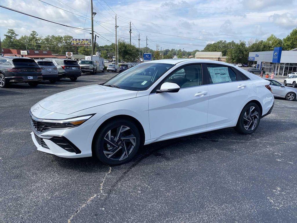 new 2025 Hyundai ELANTRA HEV car, priced at $28,008