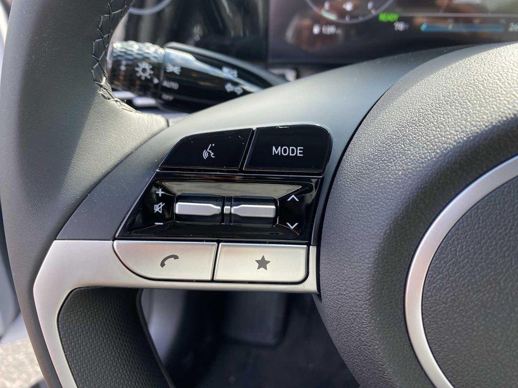 new 2025 Hyundai ELANTRA HEV car, priced at $28,008