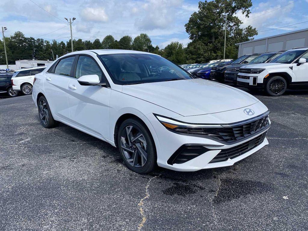 new 2025 Hyundai ELANTRA HEV car, priced at $28,008