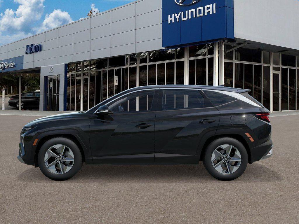 new 2026 Hyundai TUCSON Hybrid car, priced at $32,918
