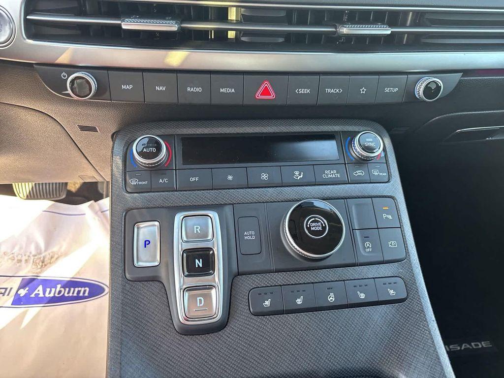 new 2025 Hyundai Palisade car, priced at $46,309
