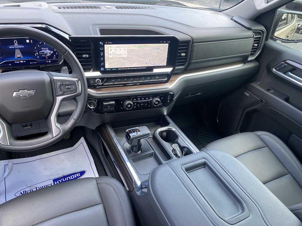 used 2022 Chevrolet Silverado 1500 car, priced at $49,996