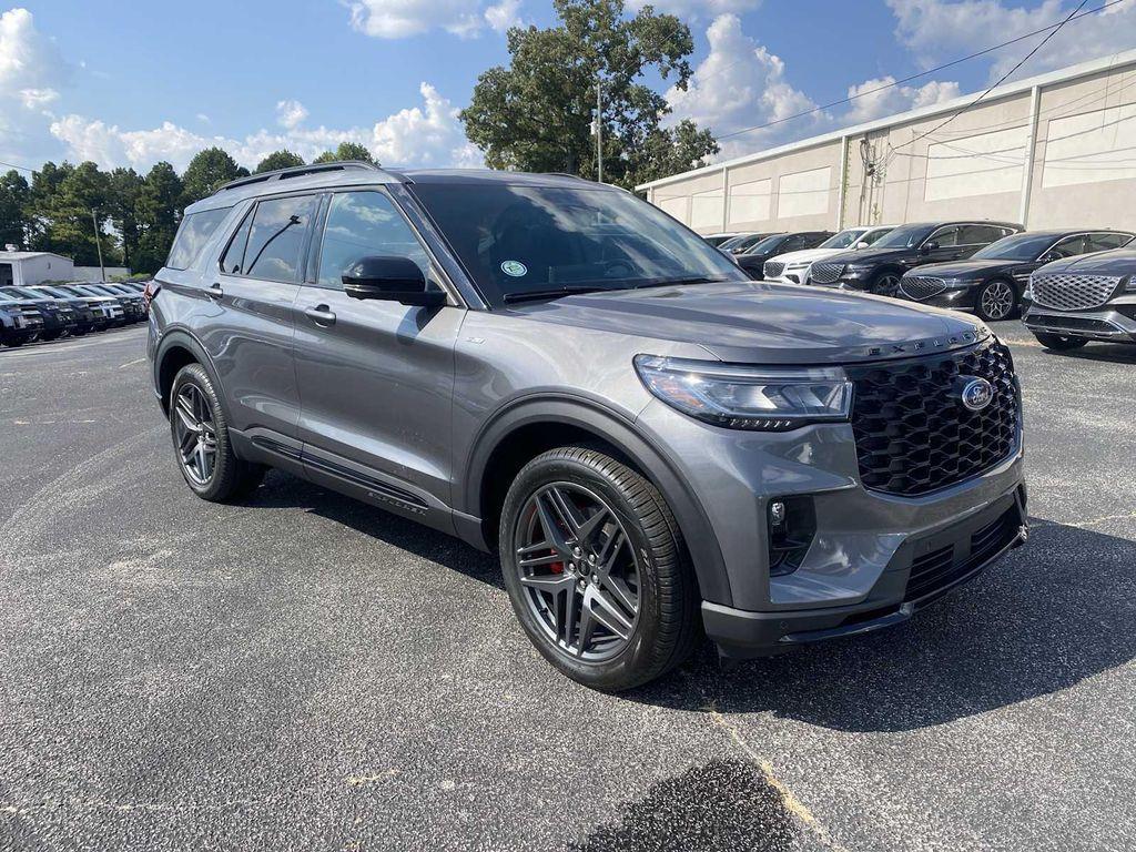 used 2025 Ford Explorer car, priced at $45,989