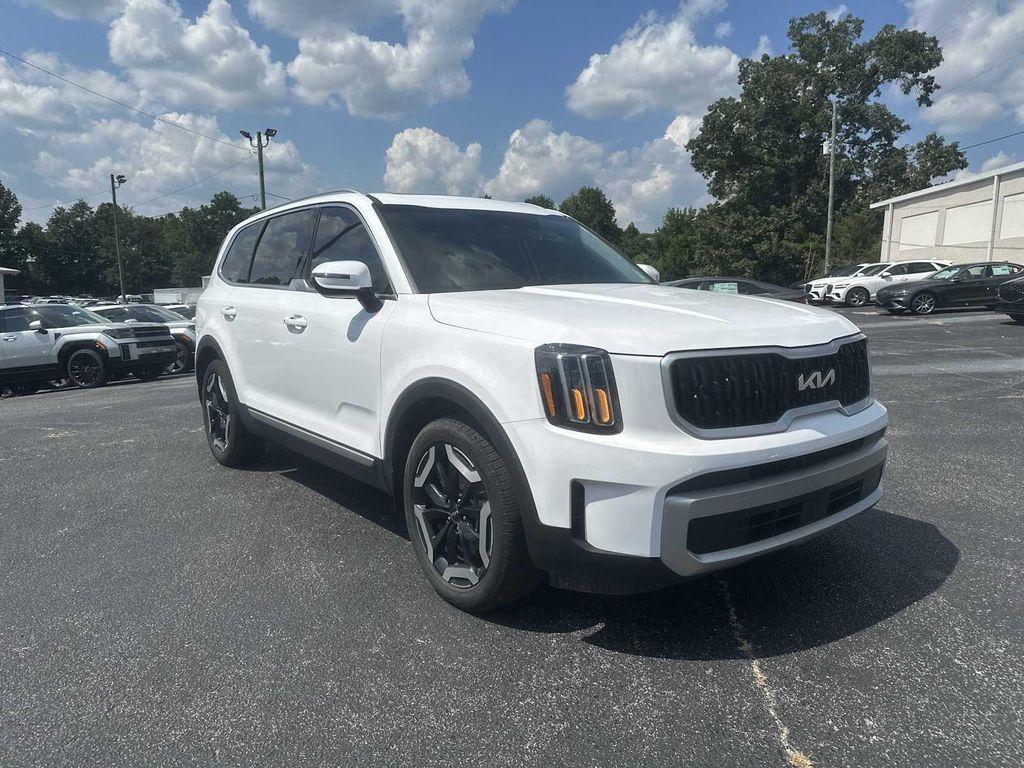 used 2024 Kia Telluride car, priced at $35,400