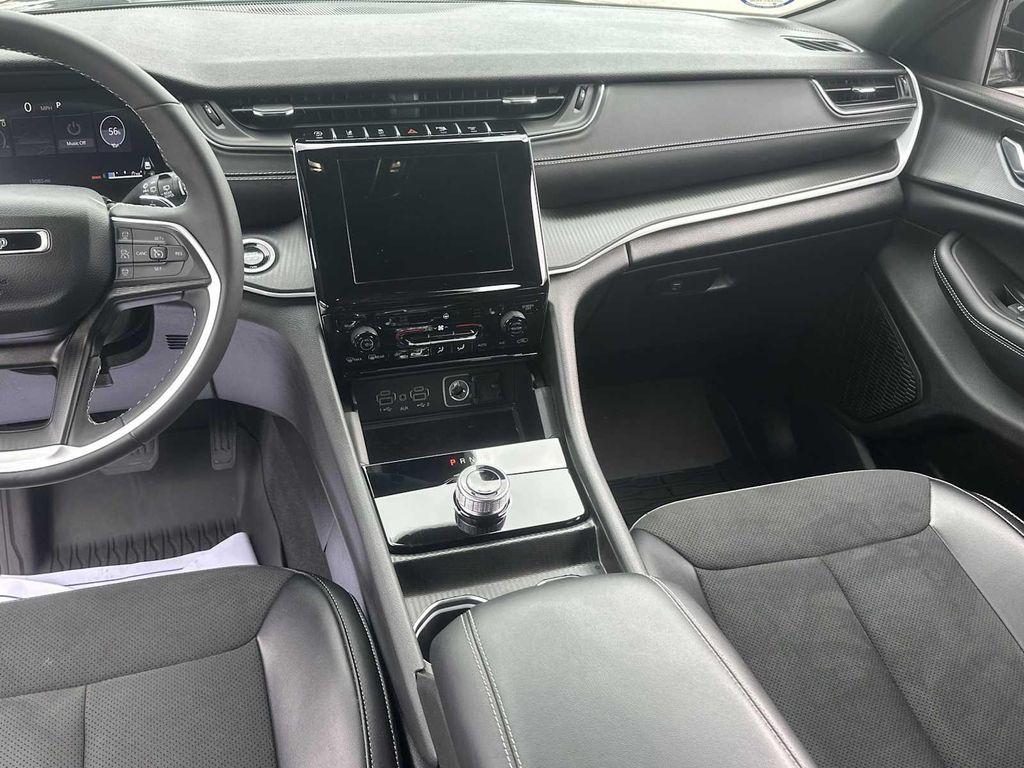 used 2024 Jeep Grand Cherokee car, priced at $35,800