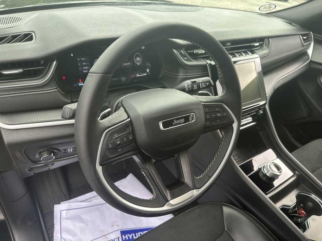 used 2024 Jeep Grand Cherokee car, priced at $35,800