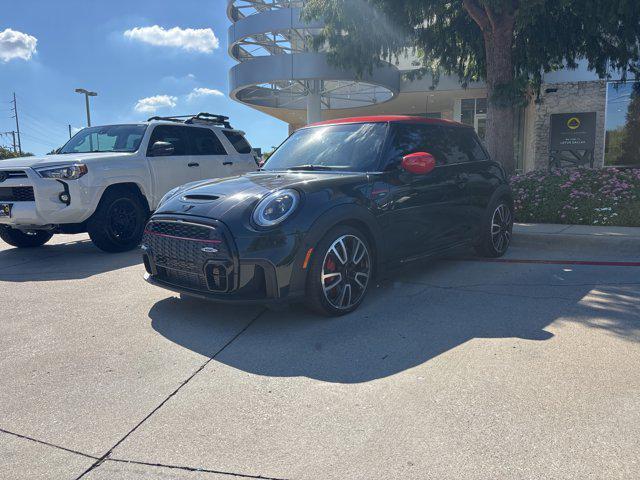 used 2023 MINI Hardtop car, priced at $35,990